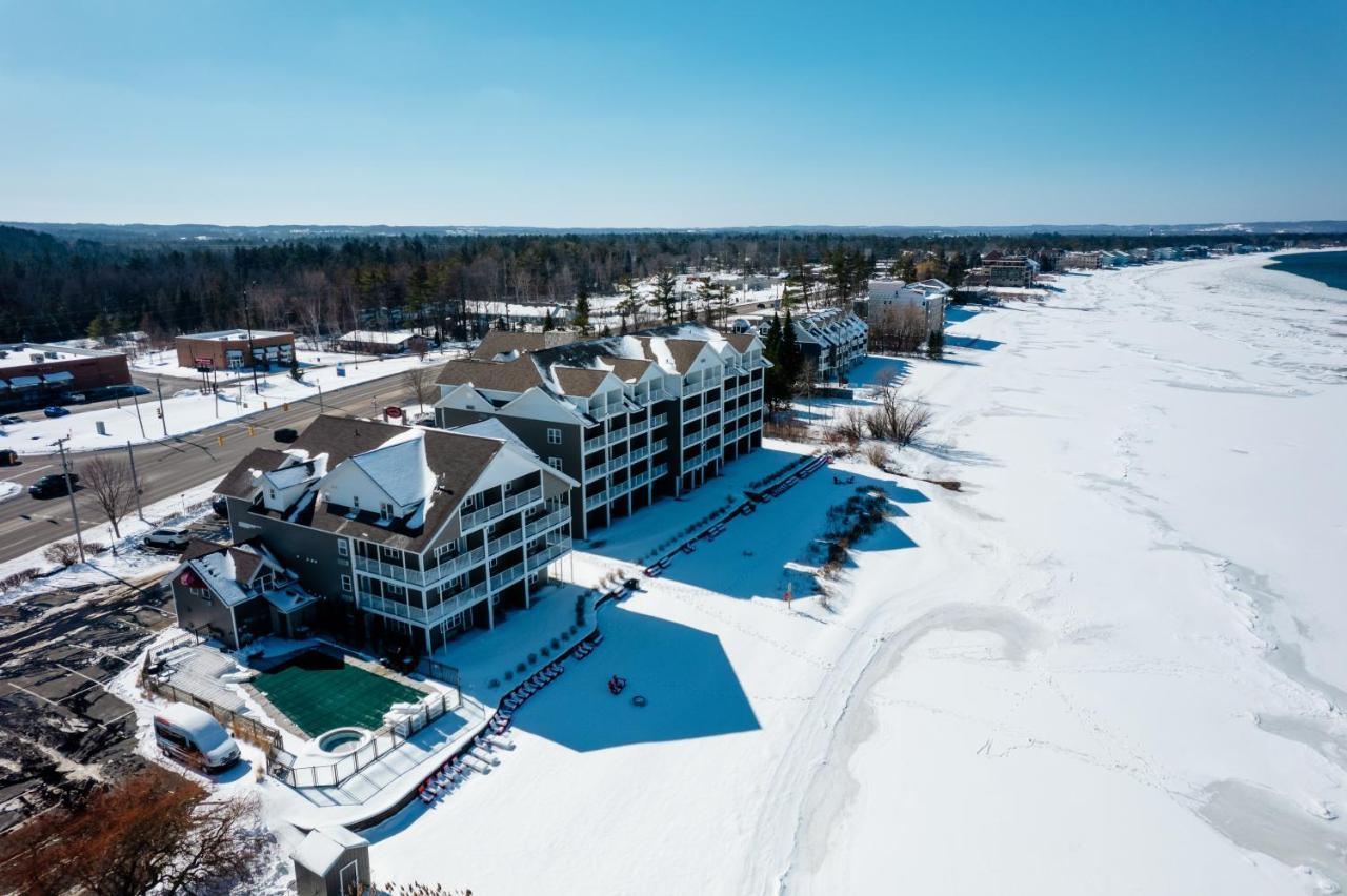 Cherry Tree Inn & Suites Traverse City Luaran gambar