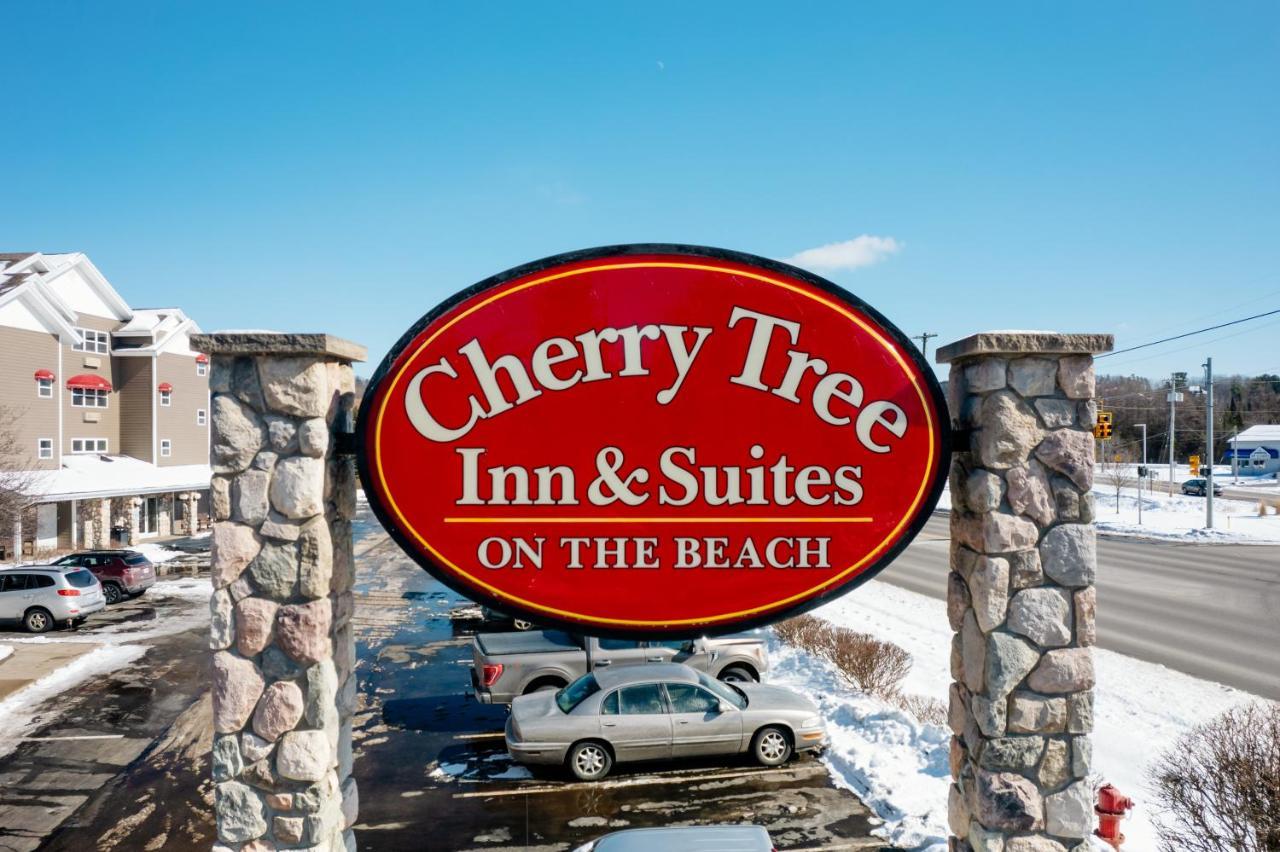 Cherry Tree Inn & Suites Traverse City Luaran gambar