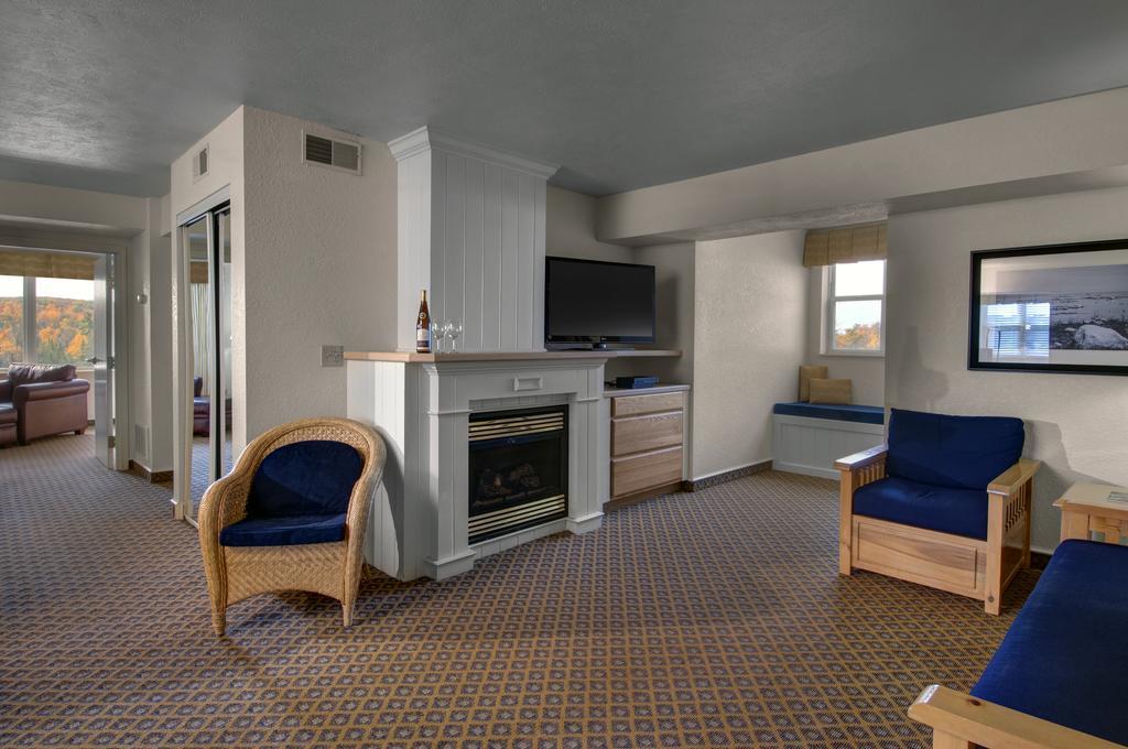 Cherry Tree Inn & Suites Traverse City Luaran gambar